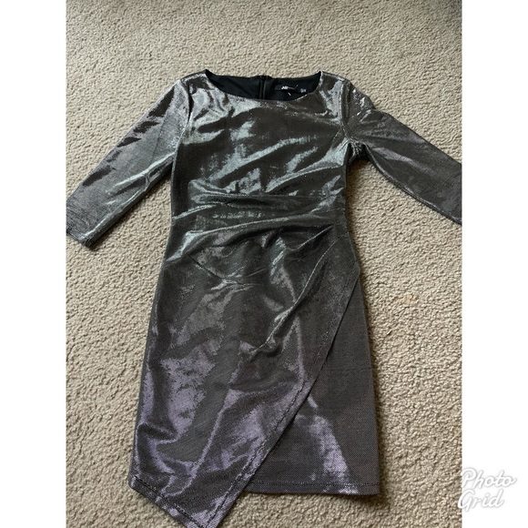 Cute dress. - Picture 4 of 4